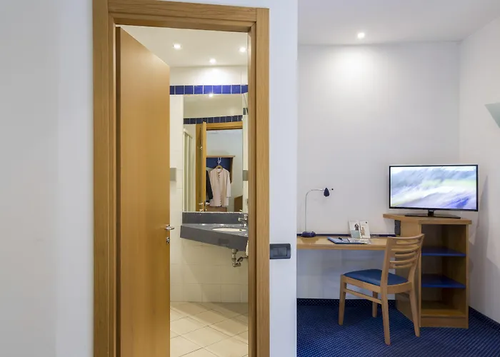 Tuscolana San Giovanni Hotel 3*