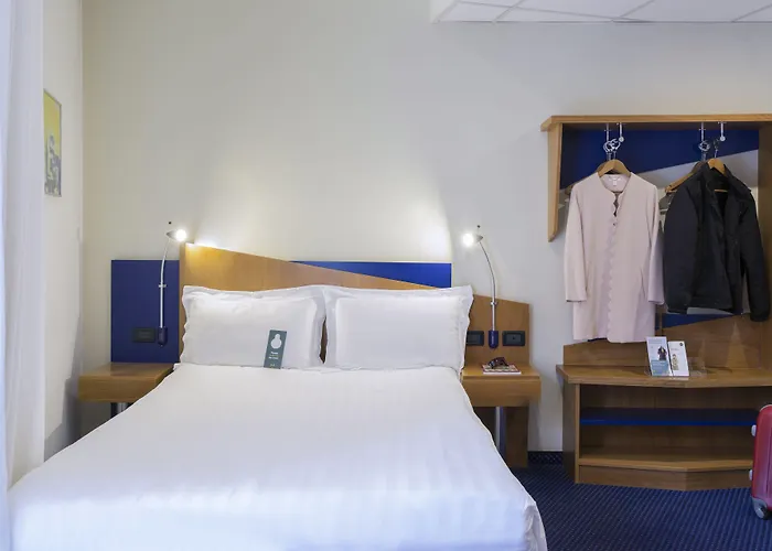 Tuscolana San Giovanni Hotel 3*