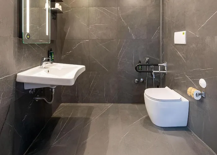 Tuscolana San Giovanni 3* Roma